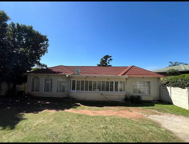 5 BEDROOM HOUSE FOR SALE IN KENSINGTON